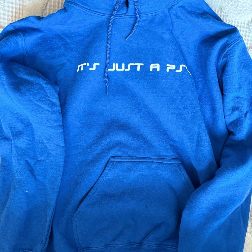 Baylen Levine Mens size S hoodie blue